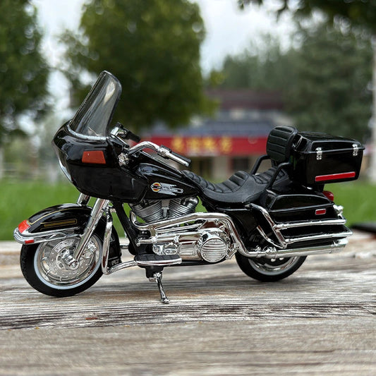 1:18 Harley Davidson 1988 Flt Tour Glide
