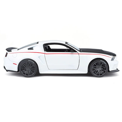 1:24 2014 Ford Mustang Street Racer