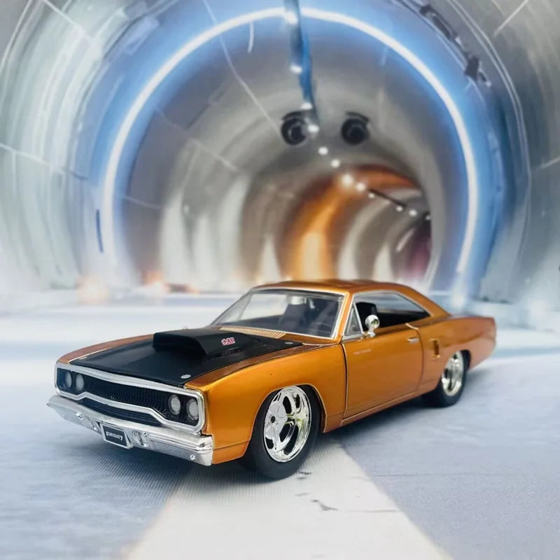 1:24 Plymouth Road Runner