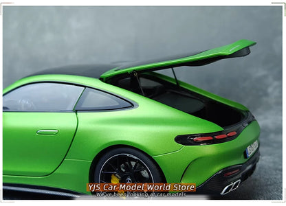 1:18 Mercedes-Benz AMG GT63
