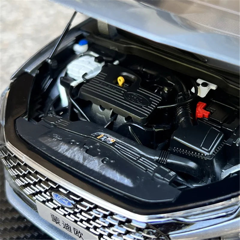 1:18 Ford Mondeo 2022