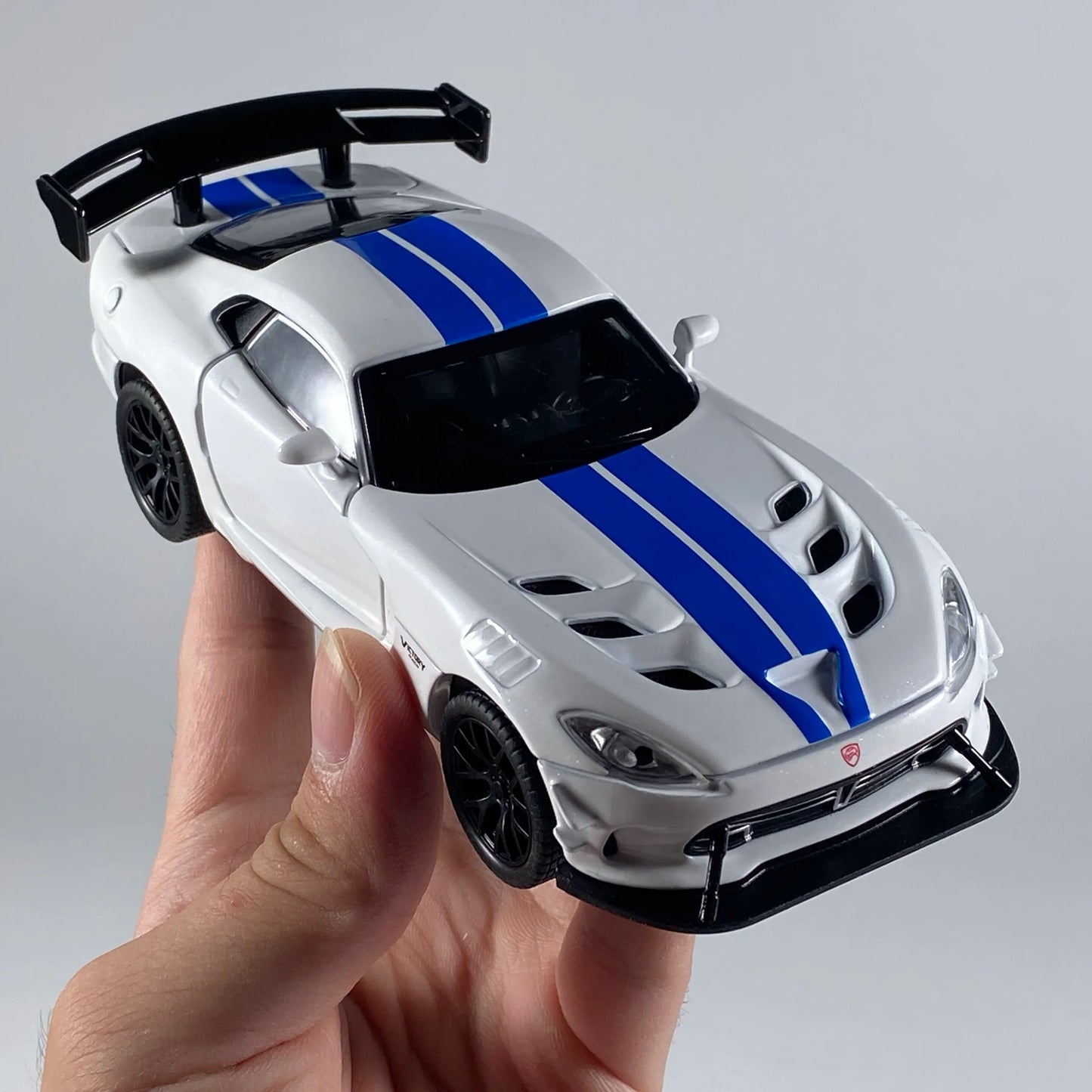 1:32 Dodge Viper ACR Massive