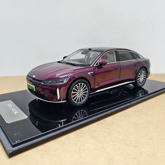 1:18 Chery Fengyun A9