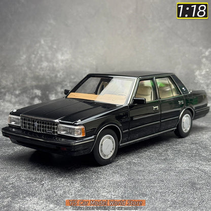 1:18 Toyota Crown MS122