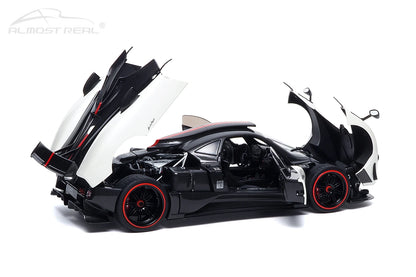 1:18  Pagani Zonda Cinque Coupe  2009