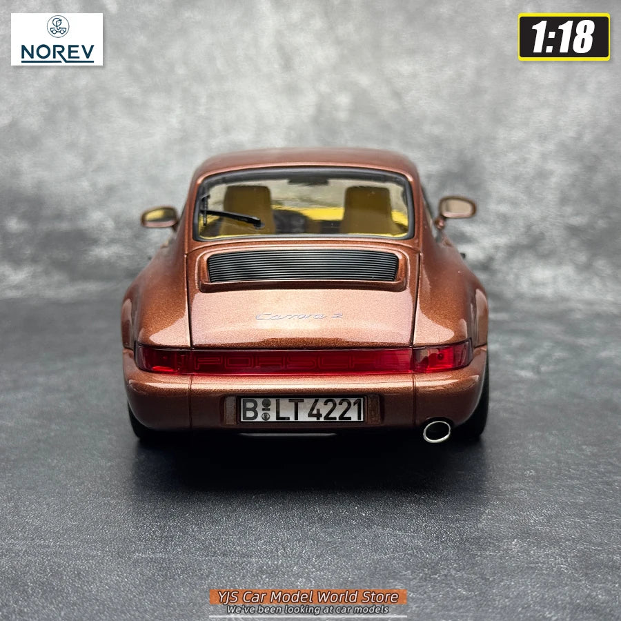 1:18 Porsche 911 Carrera 2 1992