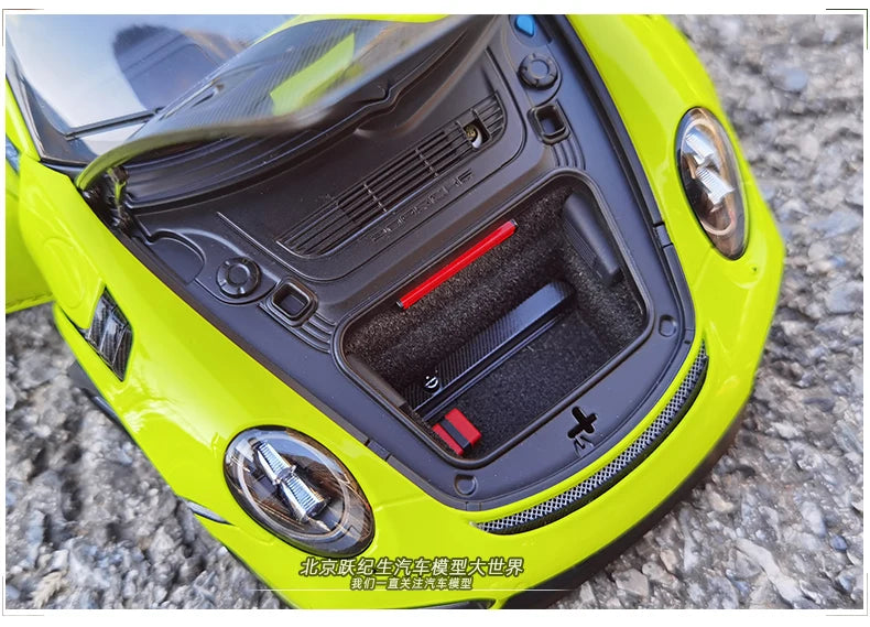 1:18 Porsche 911 (911.2) GT2 RS