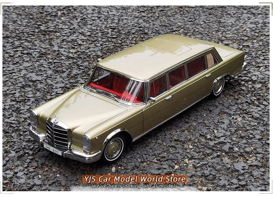 1:18 Mercedes-Benz Pullman MB 600