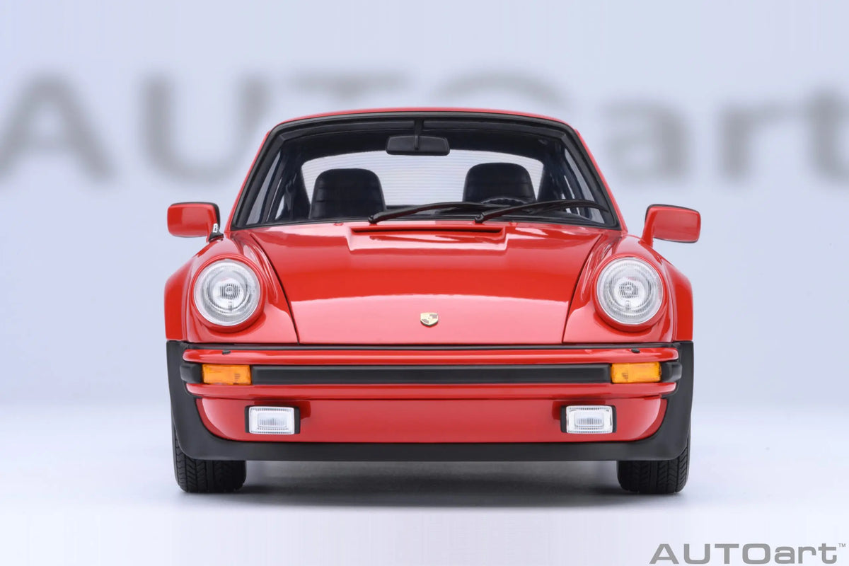 1:18 Porsche 911 Turbo 3.0 (930)