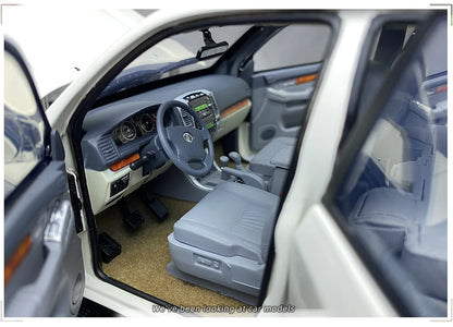 1:18 TOYOTA PRADO GX  2008