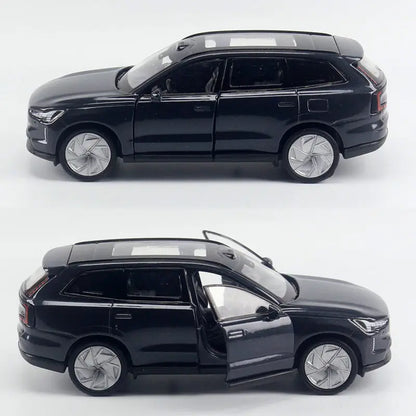 1:36 Volvo EX90 E