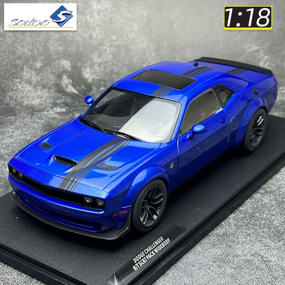 1:18 Dodge Challenger R/T Scat