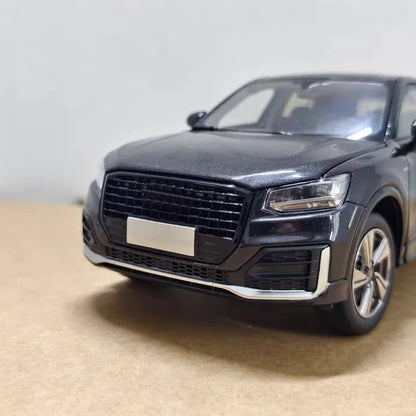 1:18 Audi Q2L