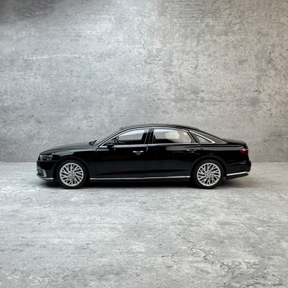 1:18 Audi A8L 2017