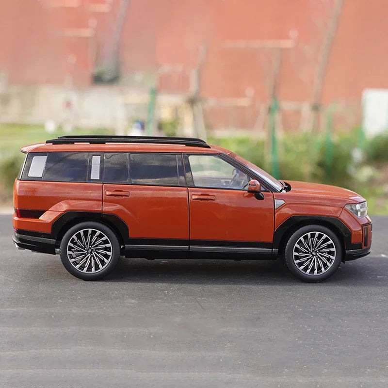 1:18 Hyundai Santafe