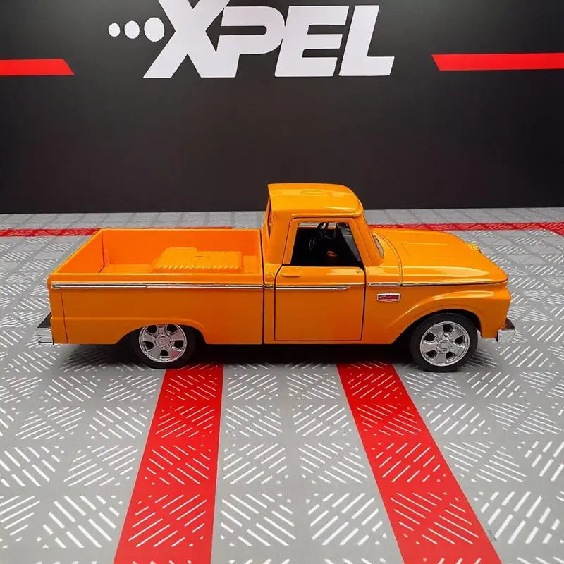 1:36 Ford F-100 1965