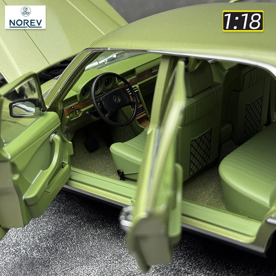 1:18 Mercedes-Benz 450 SEL