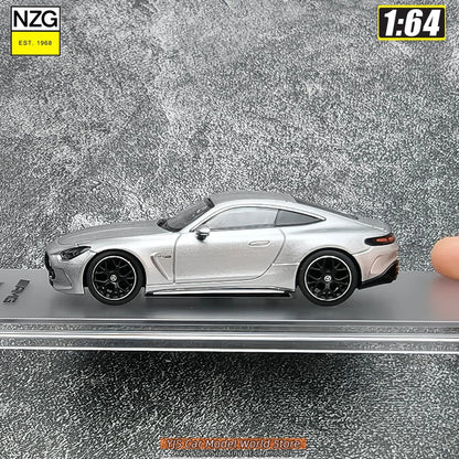 1:64 Mercedes-Benz GT63
