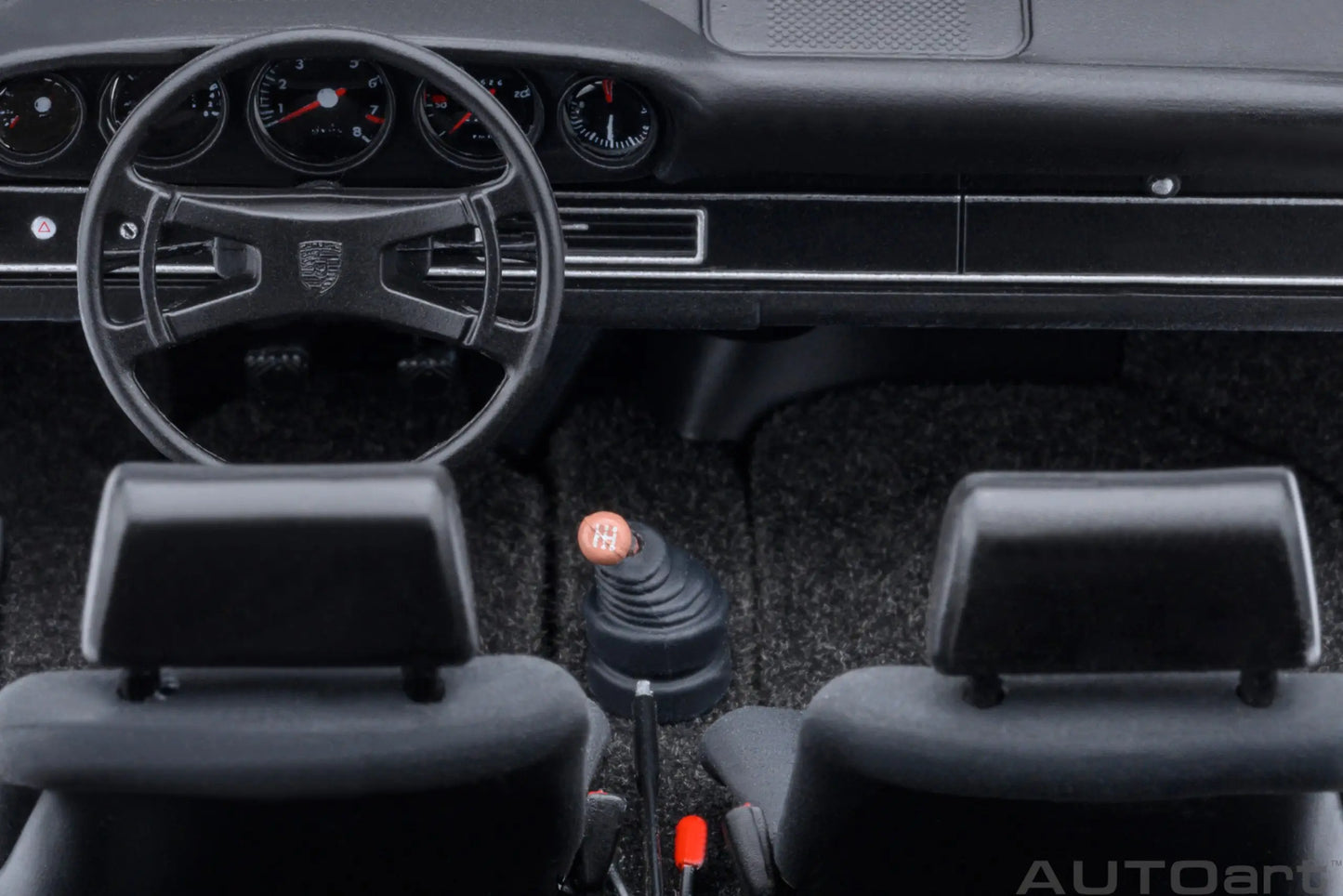 1:18 Porsche 911 Carrera 2.7 RS "THE CIRCUIT WOLF"