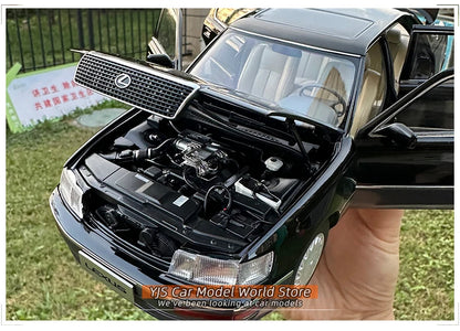 1:18 Lexus LS400