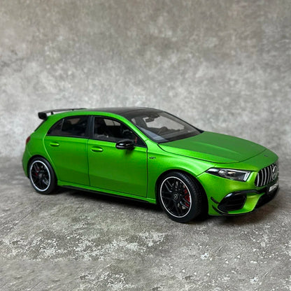 1:18 Mercedes-Benz A45 AMG