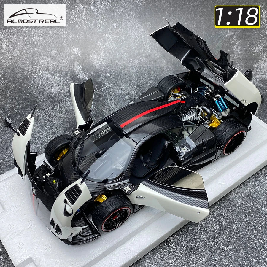 1:18 Pagani Zonda Cinque Coupe 2009
