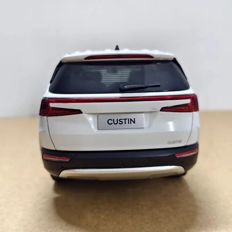 1:18 Hyundai Custo MPV
