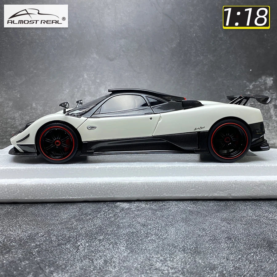 1:18 Pagani Zonda Cinque Coupe 2009