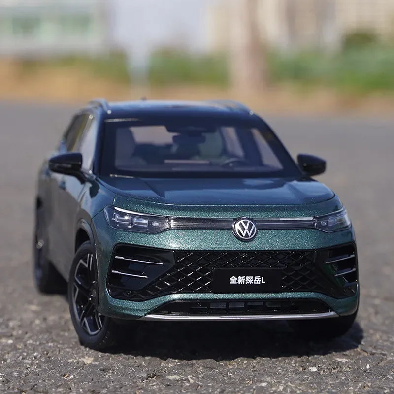1:18 Volkswagen Tayron L 2025