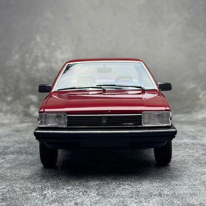 1:18 Volkswagen1983 Santana B2