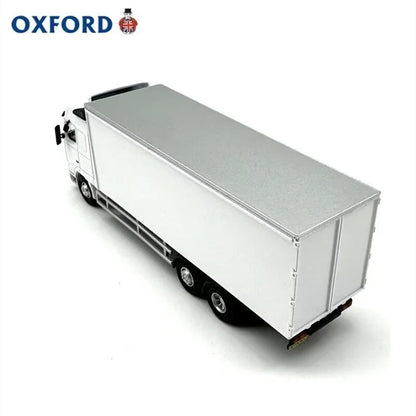 1:76 VOLVO FH Box Type Truck Model