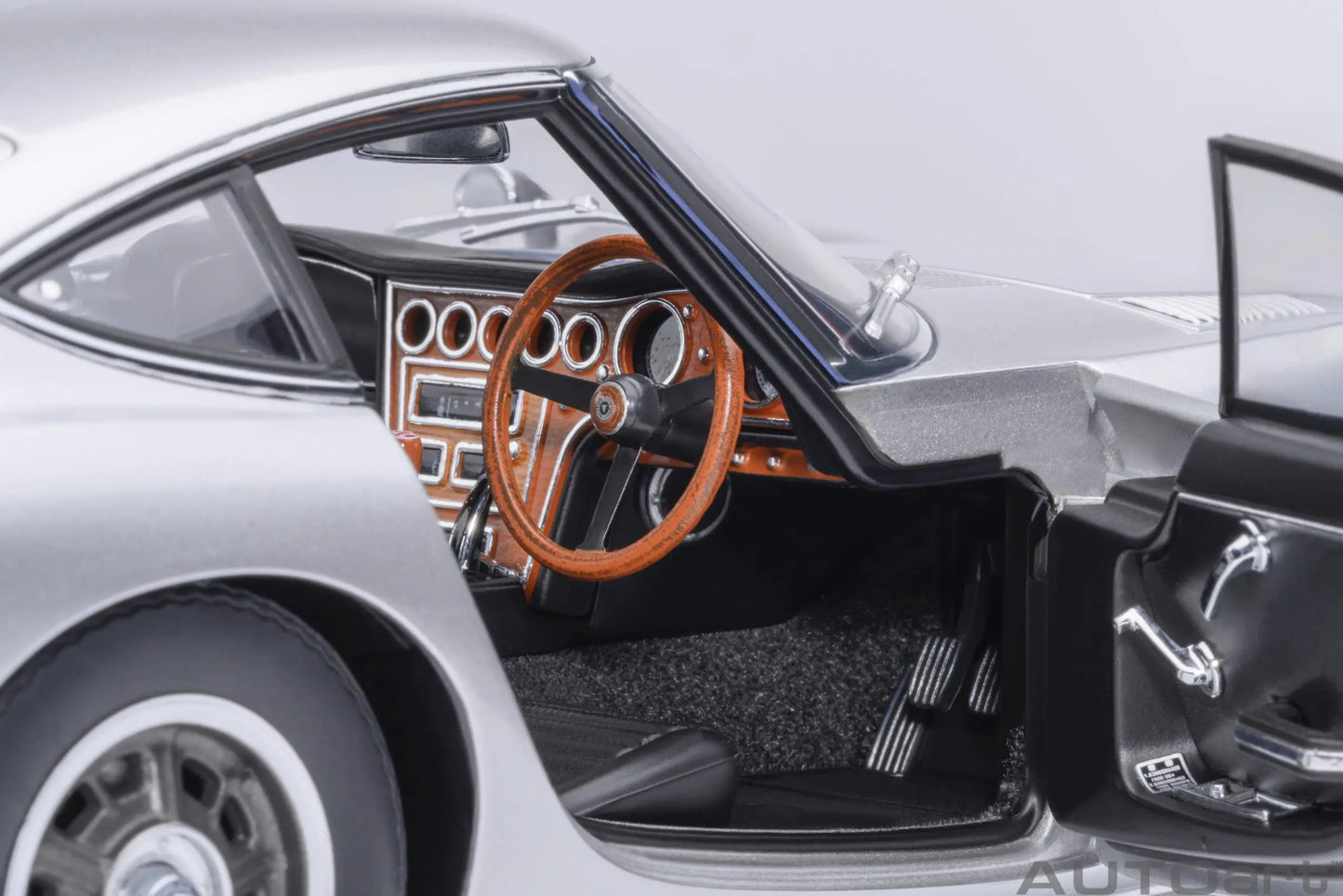 1:18 Toyota 2000GT 1967