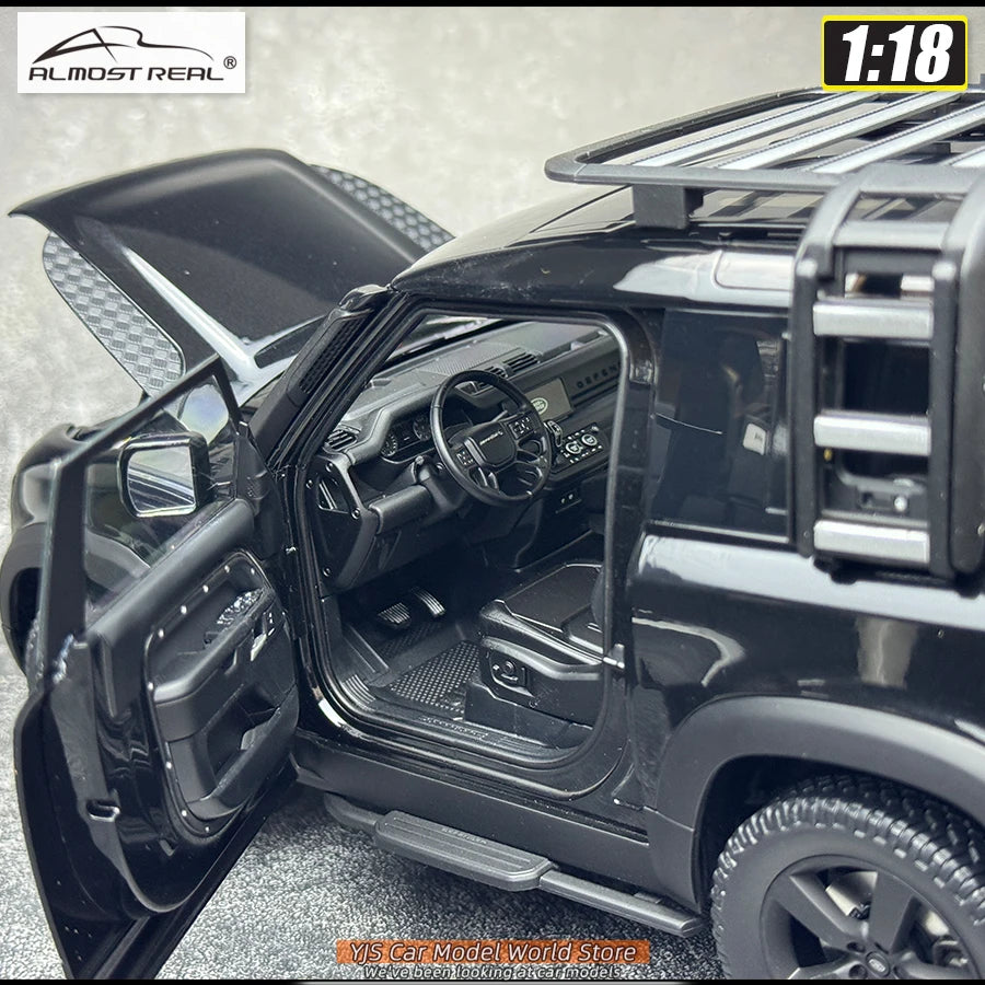 1:18 New 2020 Land Rover Defender 90
