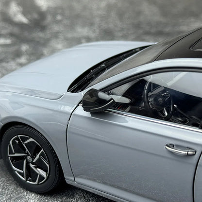 1:18 Volkswagen Lavida Plus