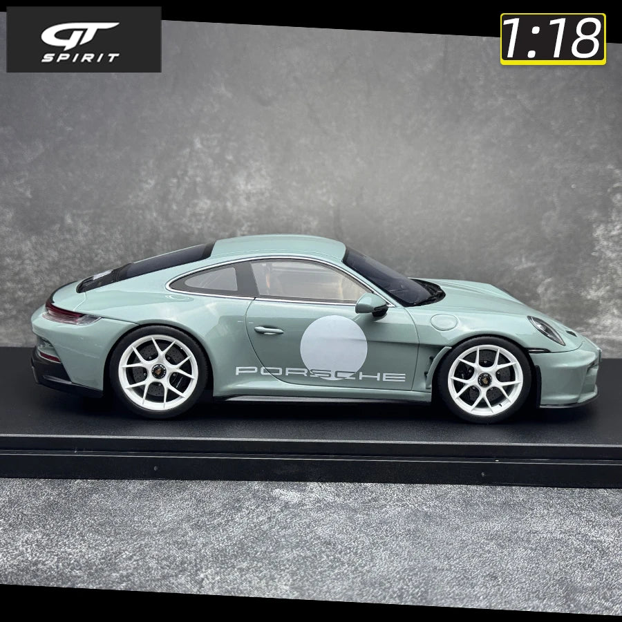 1:18 PORSCHE 911 S/T SHORE 2024