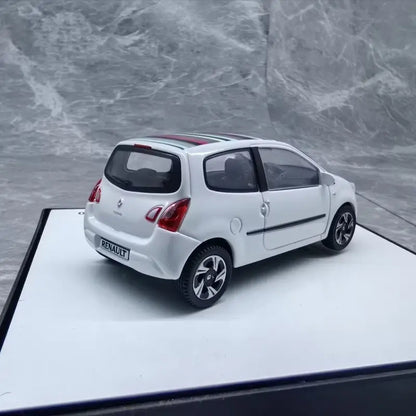 1:43 ‌Renault Twingo 2