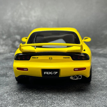 1:18 Mazda RX7 SPIRIT R