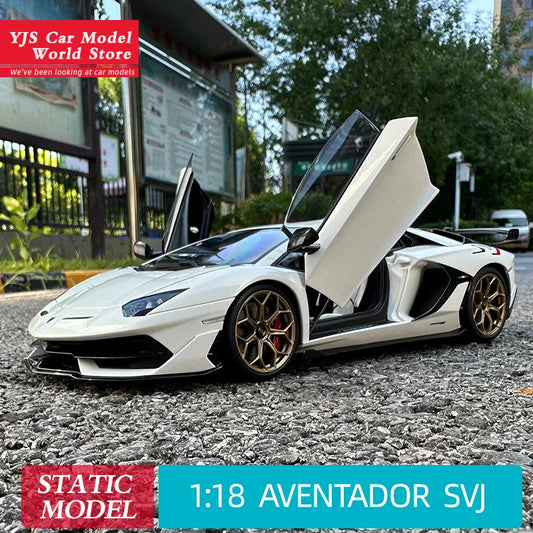 1:18 Lamborghini AVENTADOR SVJ