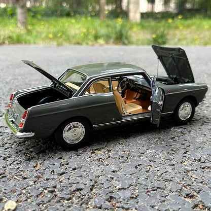 1:18  Peugeot 404 1967 Classic