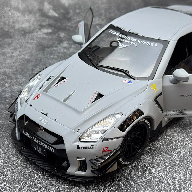 1:18 Nissan GT-R R35 LB TYPE