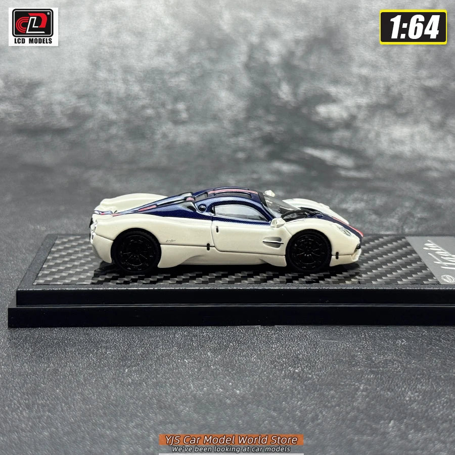 1:64 Pagani Utopia