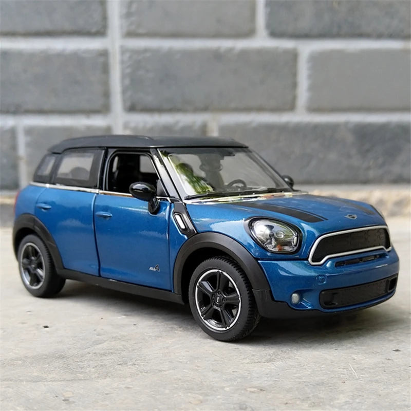 1:24 BMW Mini Cooper S Paceman