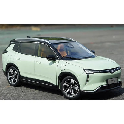 1:18 W6 New Energy Electric Vehicle