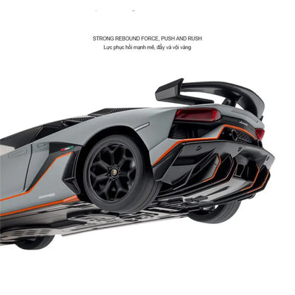 1:24 Lamborghini Aventador SVJ 63