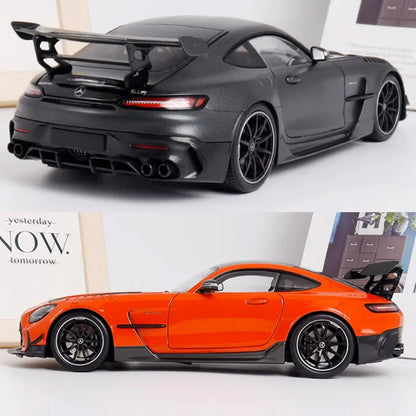 1:18 Mercedes-Benz AMG GT Black Series
