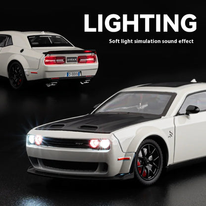 1:24 Dodge Challenger SRT Hellcat