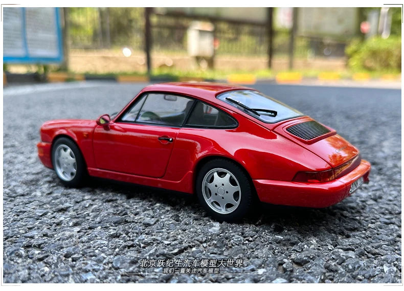 1:18 Porsche 911 964 Carrera 4 1992