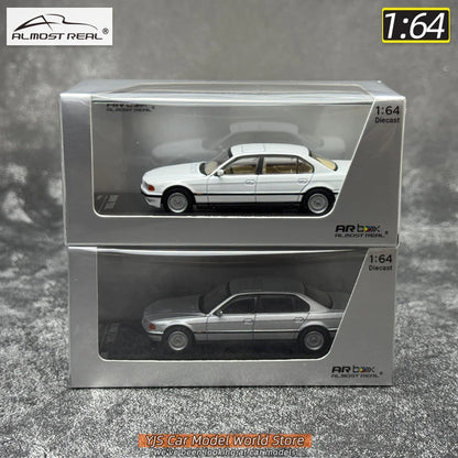 1:64 BMW 750iL (E38)