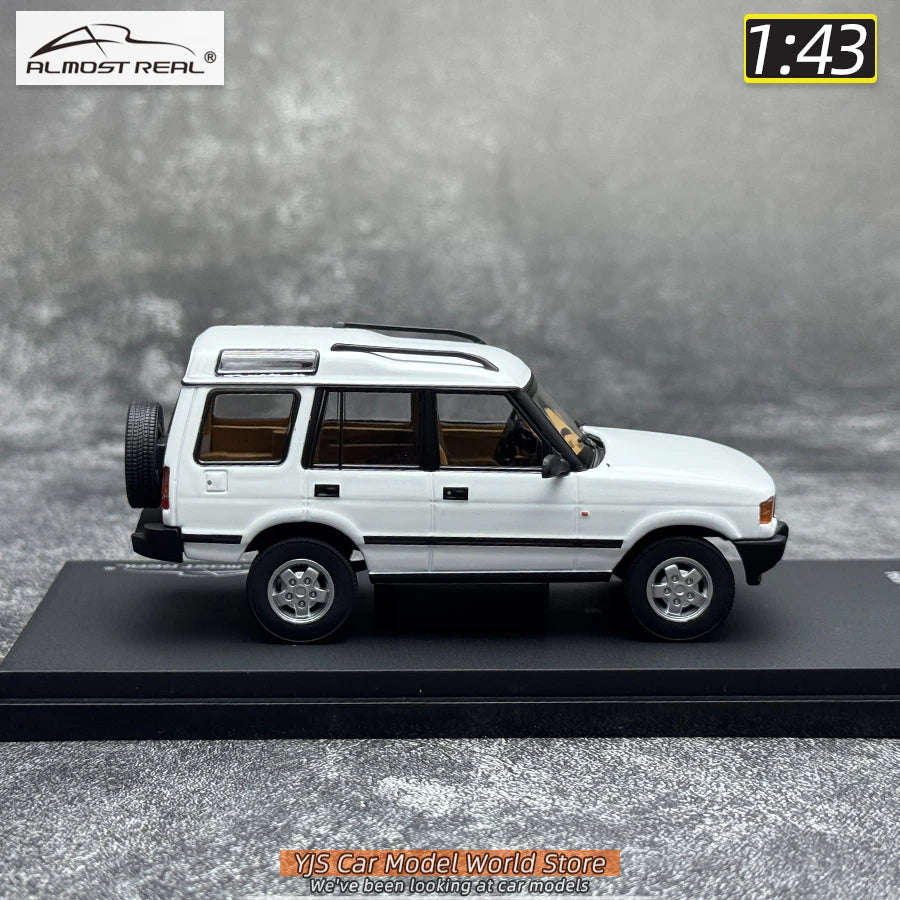 1:43 1970 Land Rover Discovery