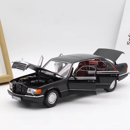 1:18 Mercedes-Benz S560 W126